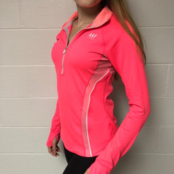 A&F Active Pullover. M. Hot Pink. - Picture 2 of 8
